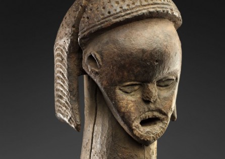 Statue Yaka